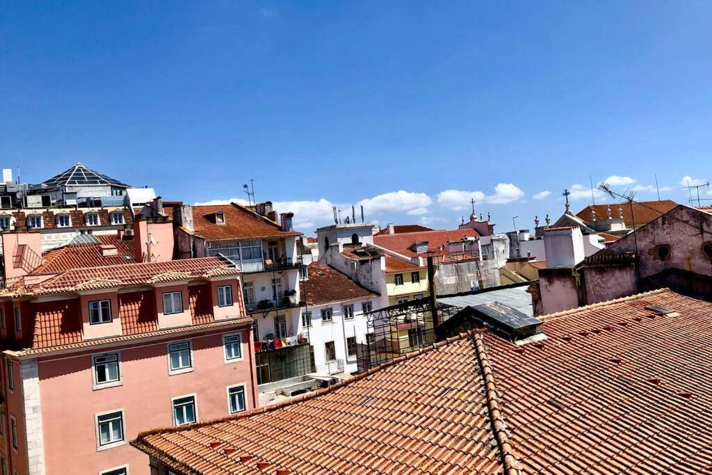 32 Top - Center Of Lisbon Duplex Apartment, Barrio Alto Eksteriør billede