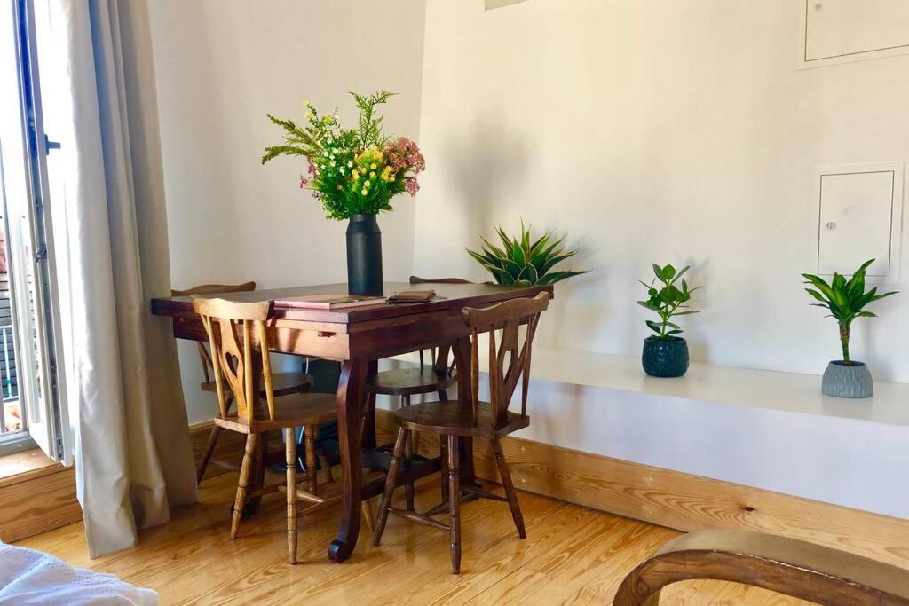 32 Top - Center Of Lisbon Duplex Apartment, Barrio Alto Eksteriør billede